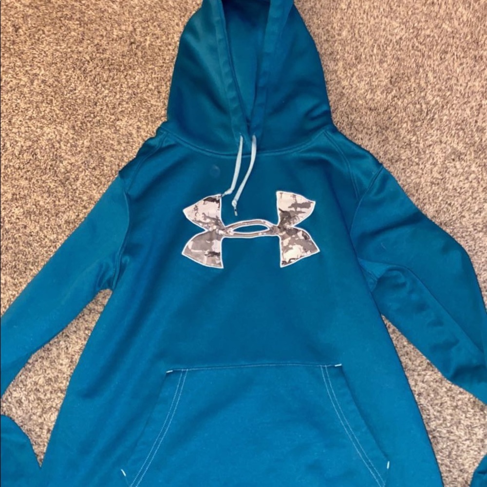 Under Armour hoodie